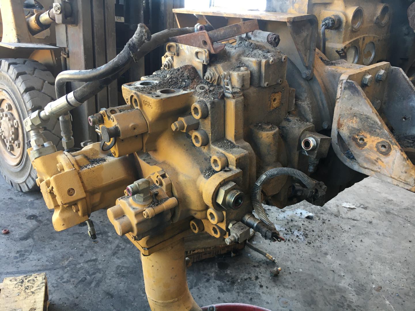 ./imagenes/INVOICE/2019/16826/EXCAVADORA CAT 330D (61).JPG